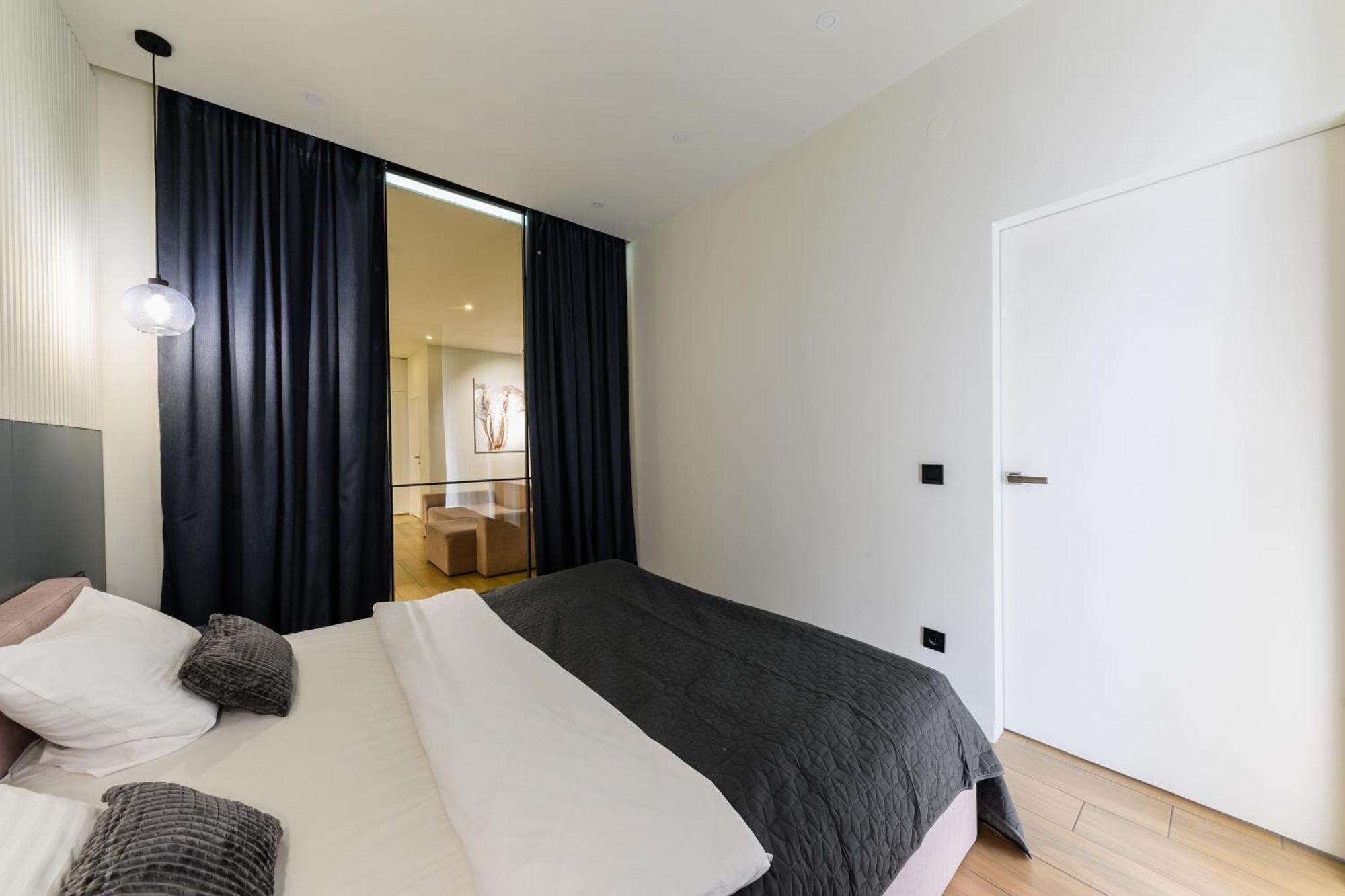 Luxury Apartments-Belochka Uschhorod Exterior foto